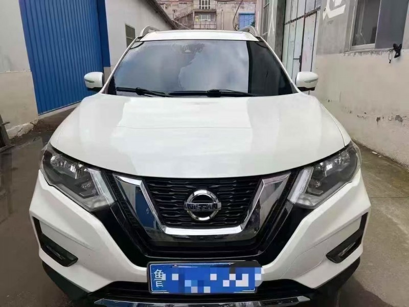 东营19年日产奇骏1