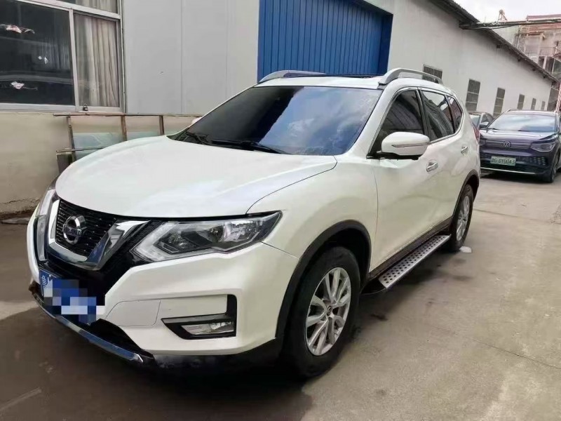 东营19年日产奇骏2