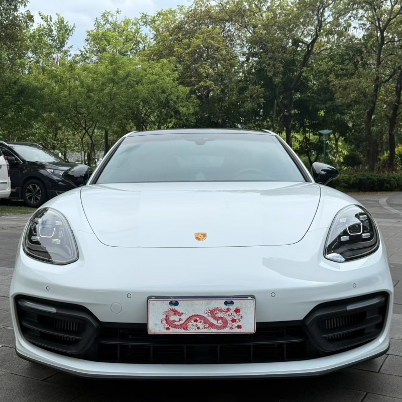 佛山23年保时捷帕拉梅拉1