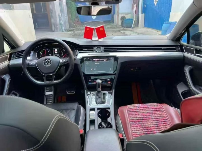 济宁21年大众迈腾6