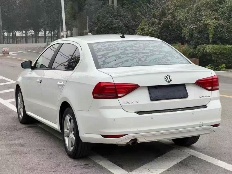 东营19年大众朗逸8