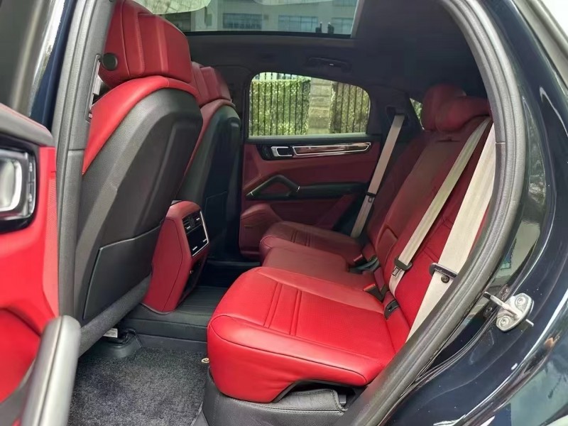 深圳23年保时捷卡宴5