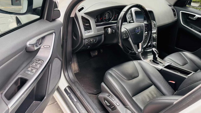 深圳15年沃尔沃XC605