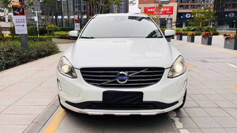 深圳15年沃尔沃XC601