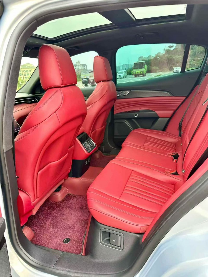 十堰24年玛莎拉蒂Grecale格雷嘉7