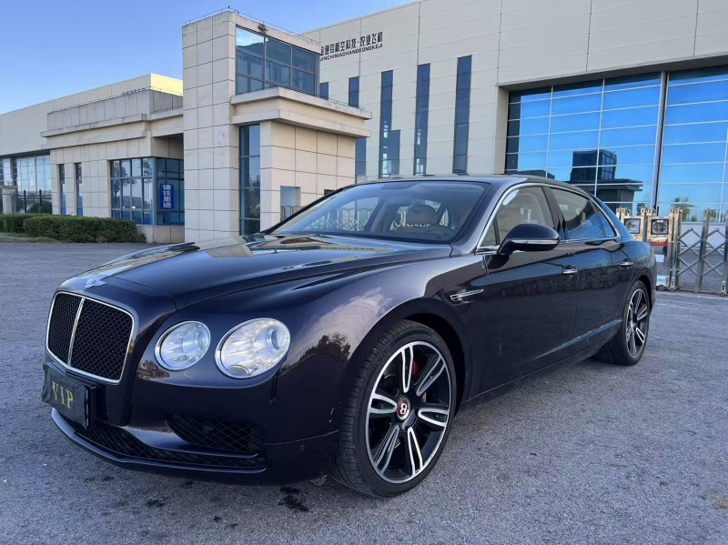 盐城18年宾利飞驰3