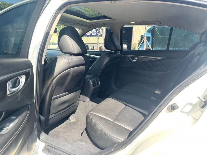 厦门21年英菲尼迪Q50L4