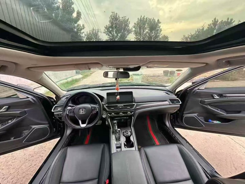 徐州23年本田雅阁5