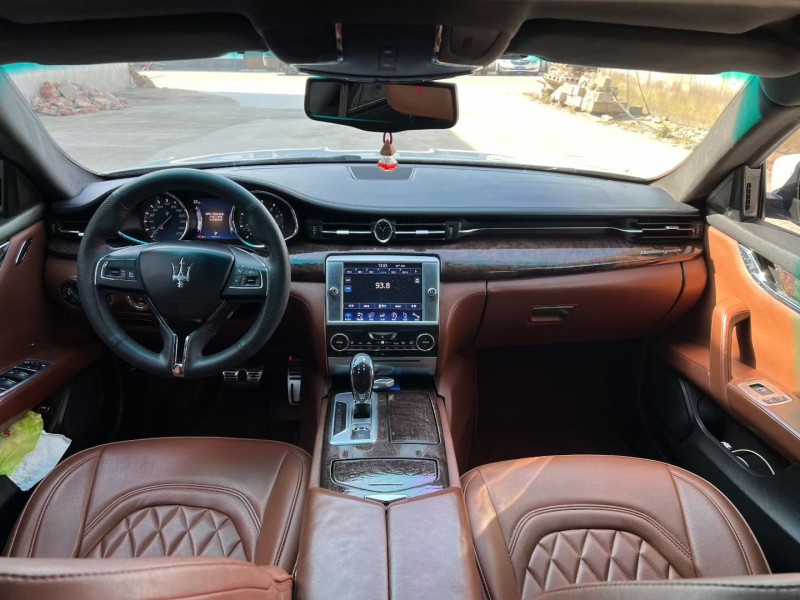 徐州14年玛莎拉蒂总裁8