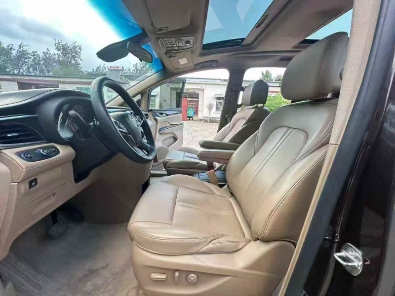 徐州19年别克GL84