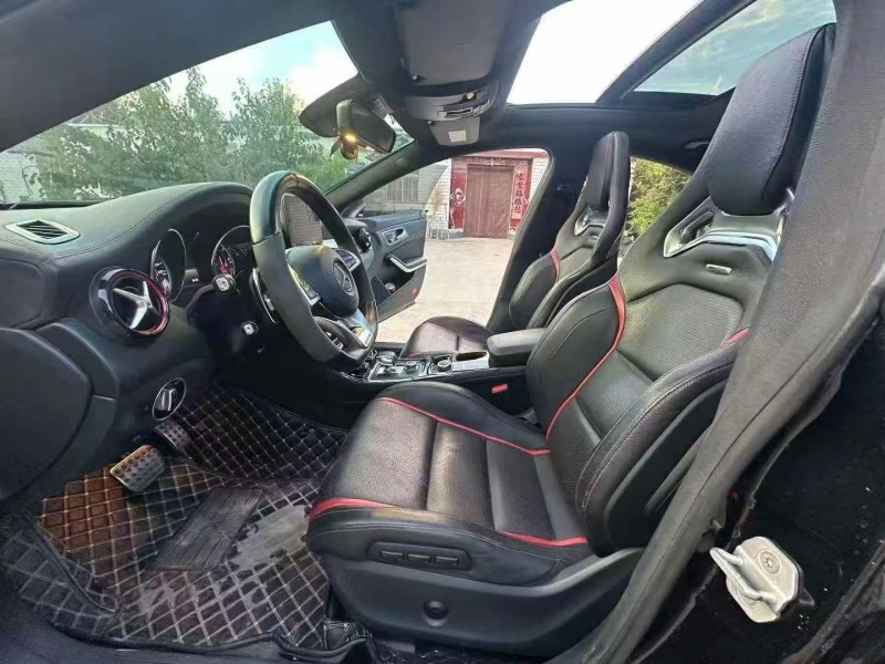 徐州17年奔驰AMG4