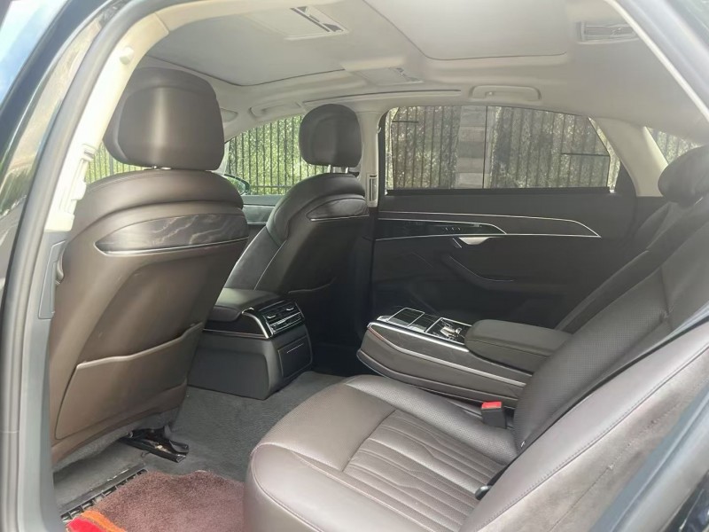 深圳20年奥迪A8L4