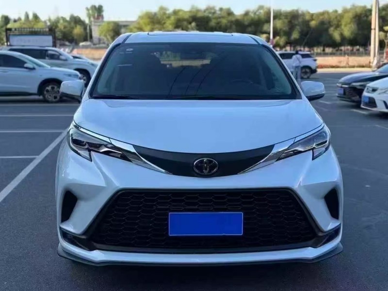 菏泽25年丰田格瑞维亚1