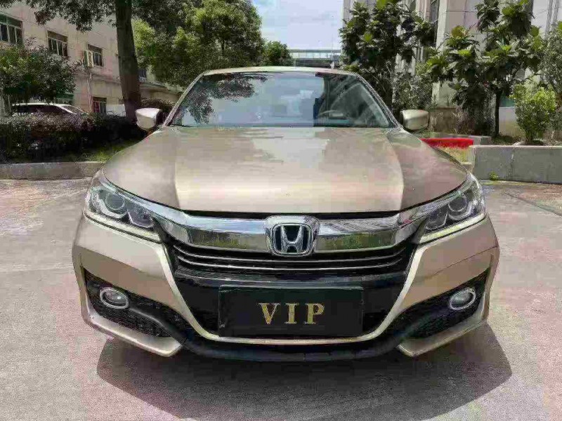 广州16年本田雅阁1