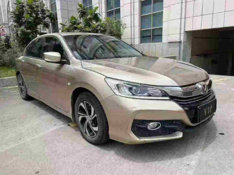 广州16年本田雅阁3