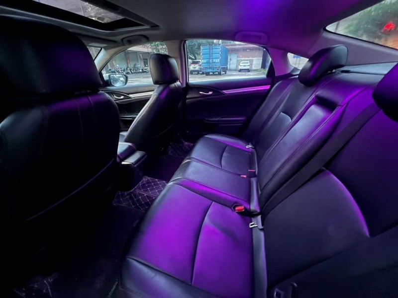 东莞18年本田思域4