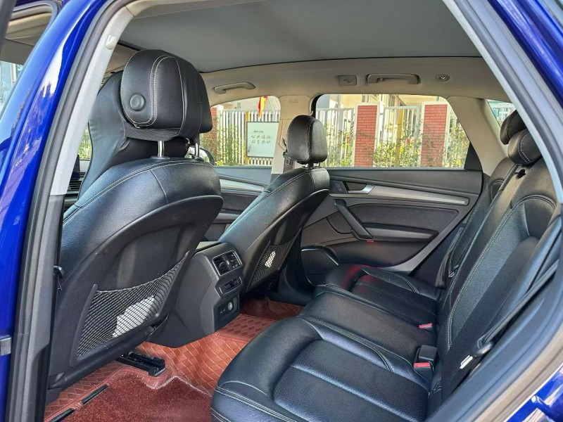 厦门19年奥迪Q58