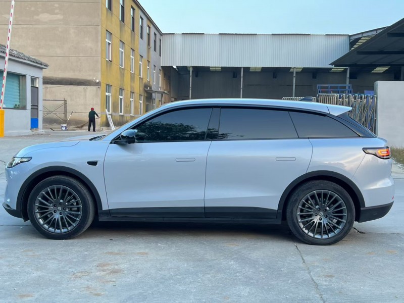 徐州24年零跑汽车C115