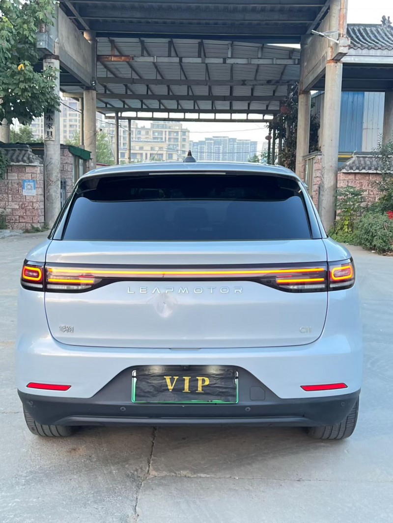 徐州24年零跑汽车C119