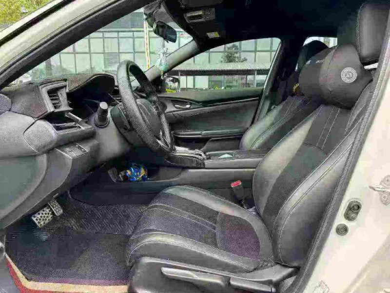 东莞22年本田思域5