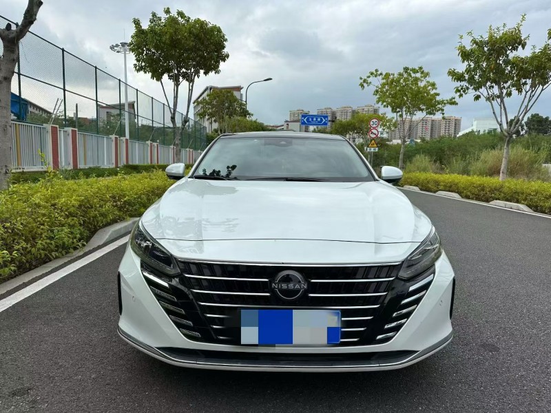 厦门23年日产天籁1