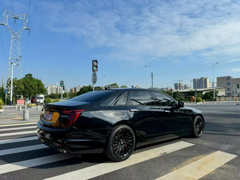 广州20年凯迪拉克CT64