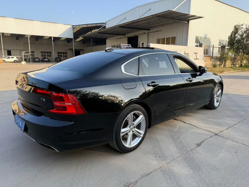 徐州18年沃尔沃S906