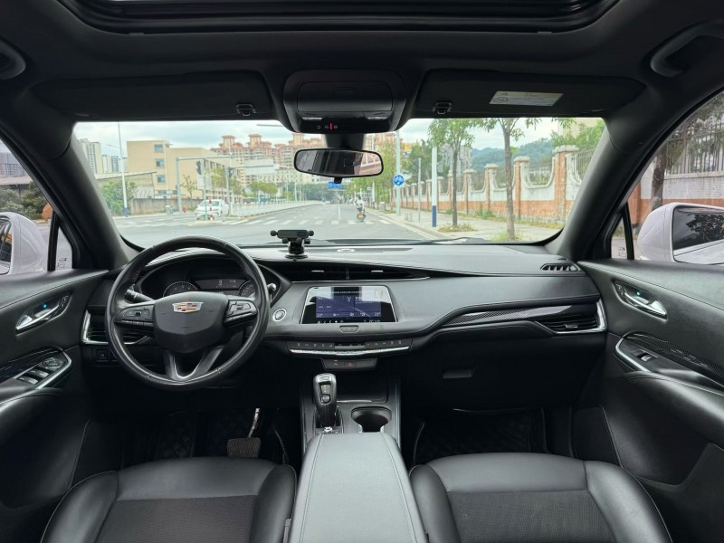 广州19年凯迪拉克XT49