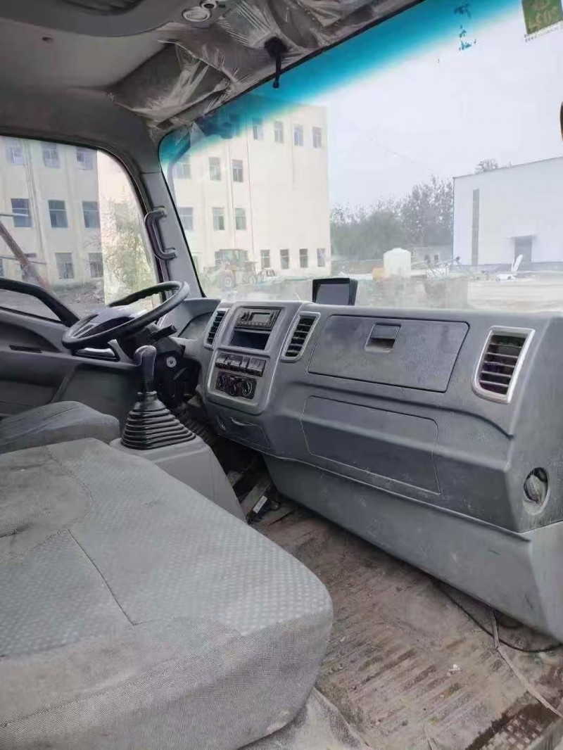 菏泽20年卡车系列重汽豪沃5