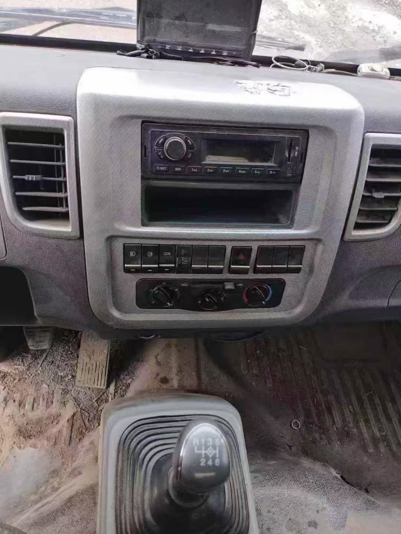 菏泽20年卡车系列重汽豪沃6