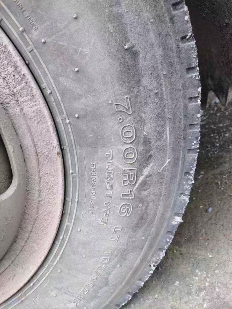 菏泽20年卡车系列重汽豪沃8