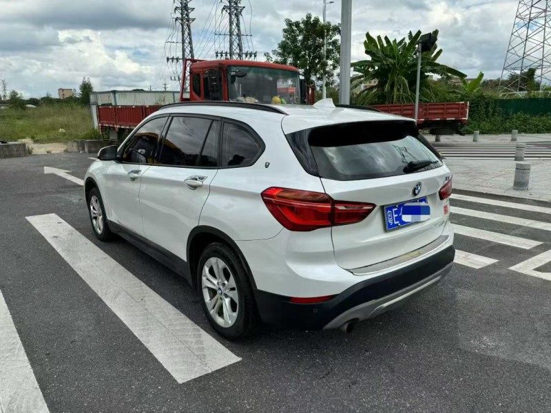 广州16年宝马X12