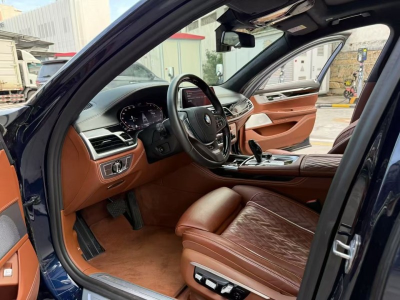 厦门20年宝马7系4