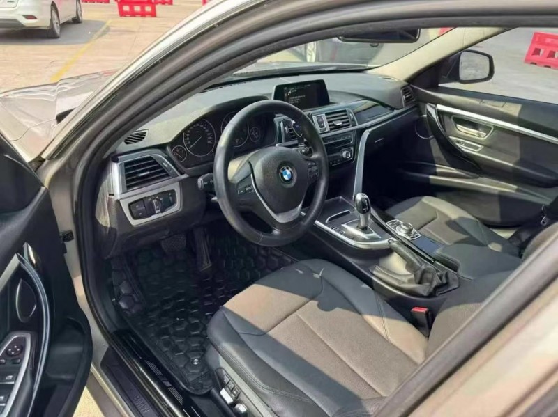 广州16年宝马3系4