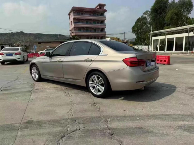 广州16年宝马3系7