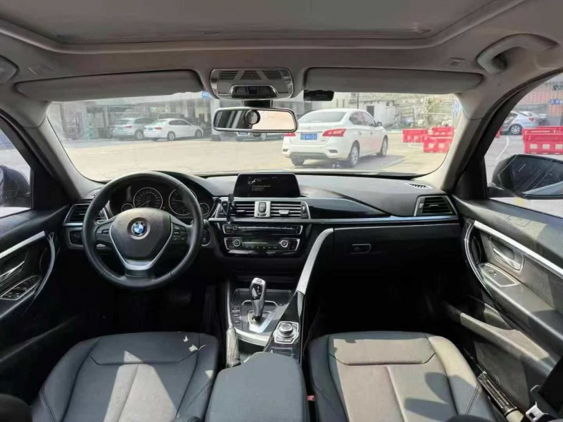 广州16年宝马3系9