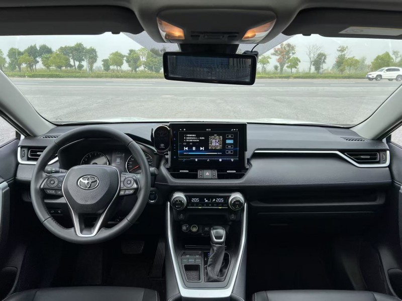 盐城22年丰田威兰达5