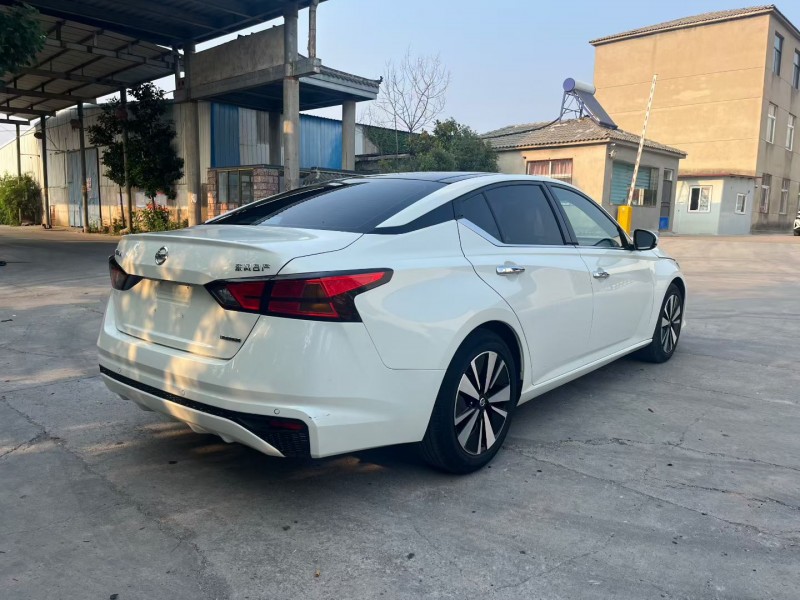 徐州22年日产天籁5