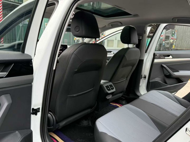 广州25年大众朗逸6