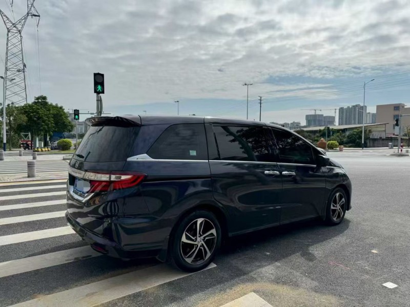 广州15年本田奥德赛5