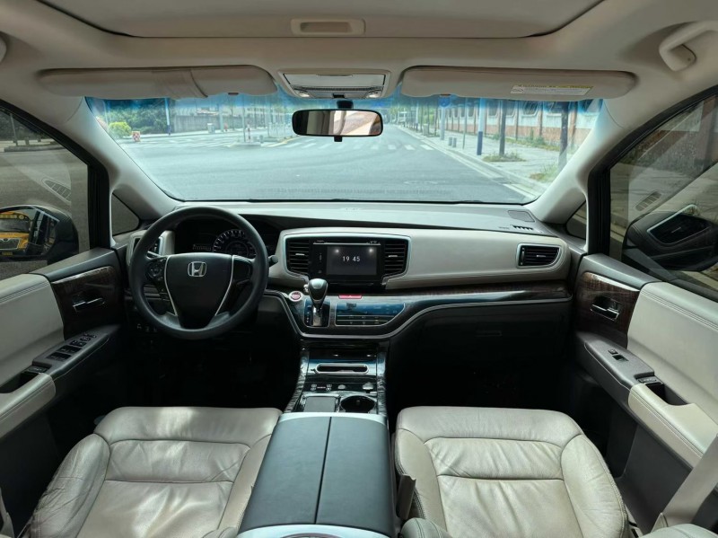 广州15年本田奥德赛8