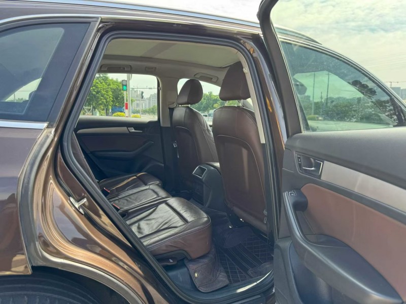 广州17年奥迪Q59