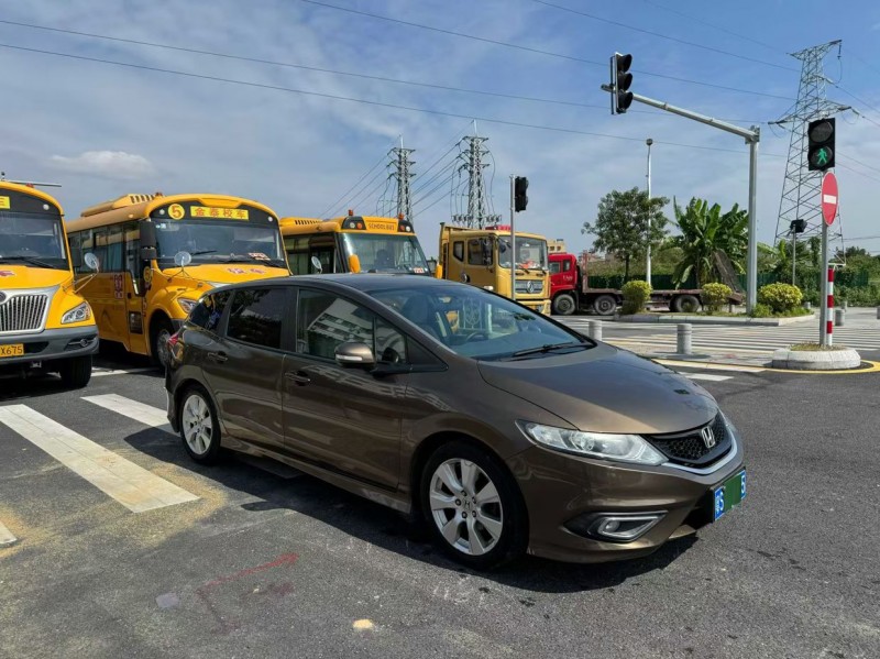 广州13年本田杰德2