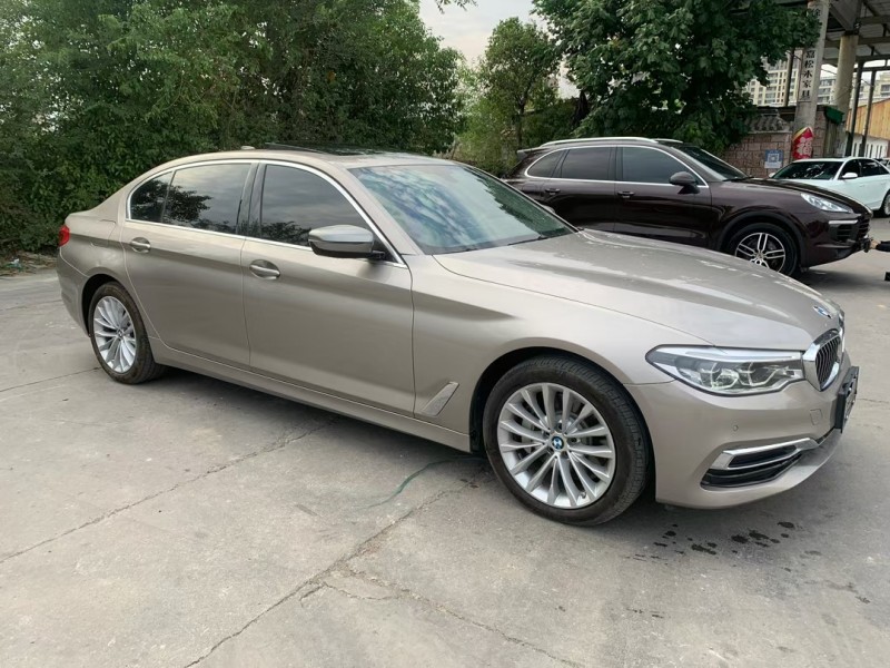 徐州22年宝马5系4