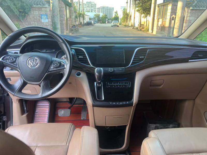 徐州18年别克GL86