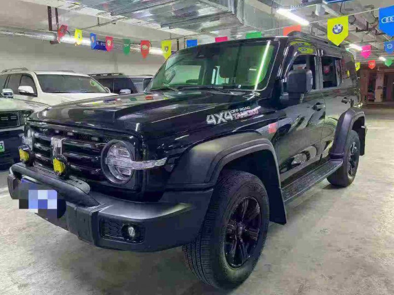 成都23年长城汽车坦克3