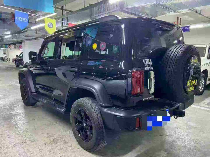 成都23年长城汽车坦克7