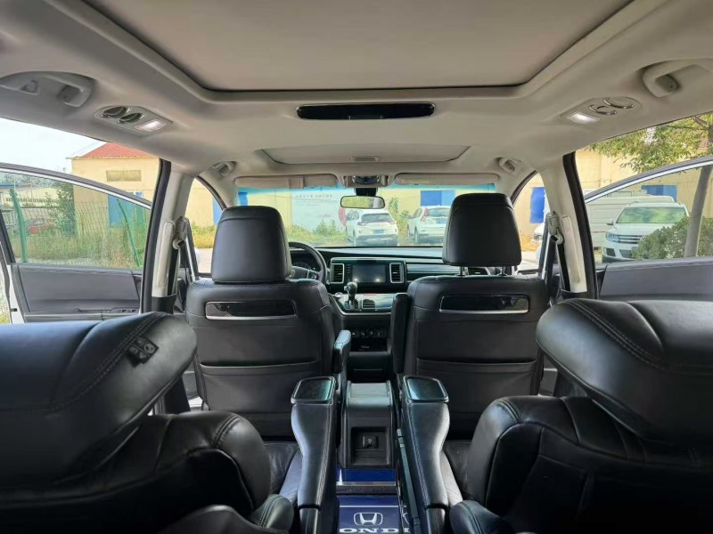 徐州20年本田艾力绅7