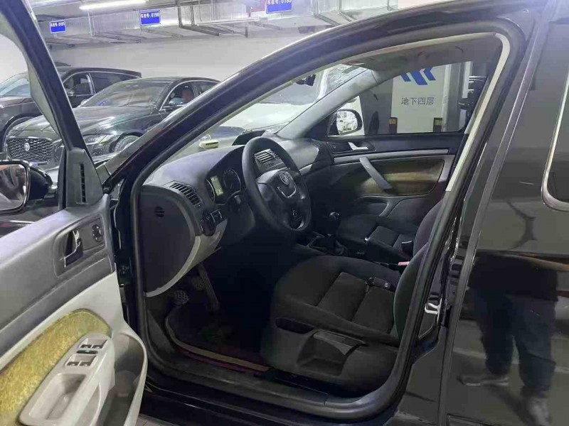 成都13年斯柯达明锐4