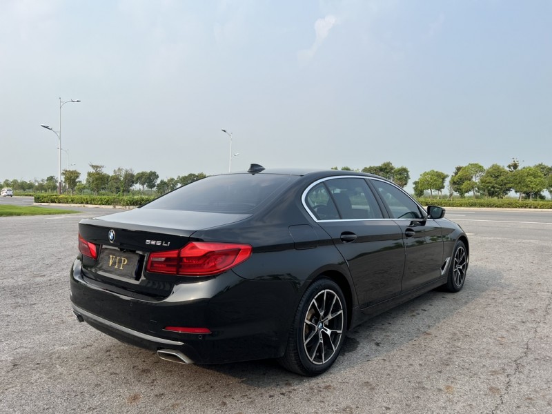 盐城19年宝马5系8